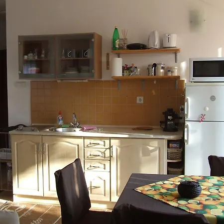 Aranymazsola Wellness Apartman * Siofok